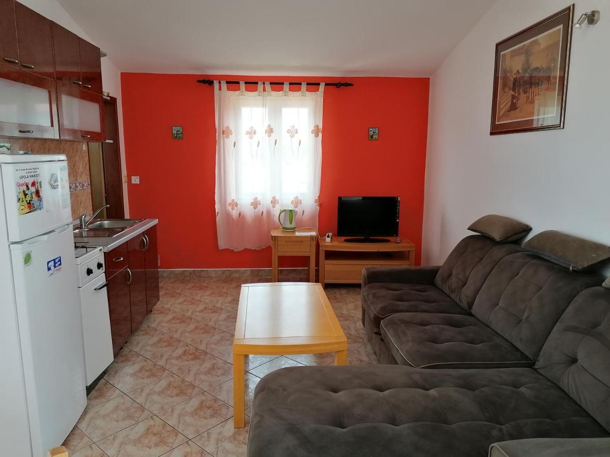 Apartments Villa Venera Ražanac المظهر الخارجي الصورة