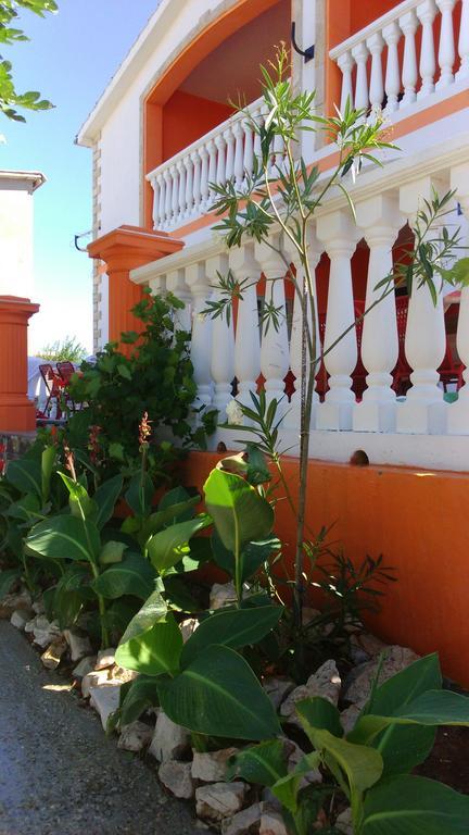 Apartments Villa Venera Ražanac المظهر الخارجي الصورة