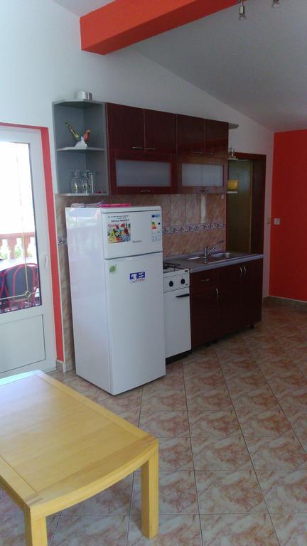 Apartments Villa Venera Ražanac المظهر الخارجي الصورة